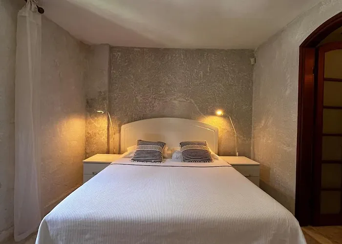 Castle81homes White , Sea View House Апартаменты *