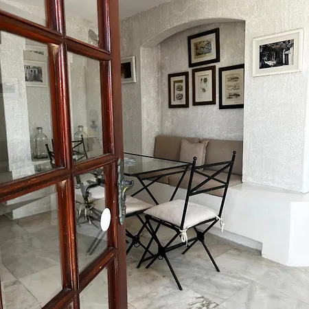 Castle81homes White , Sea View House * Μαρμαρίς